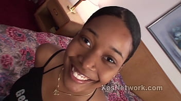 Amateur black girl with big ass in homemade porn video